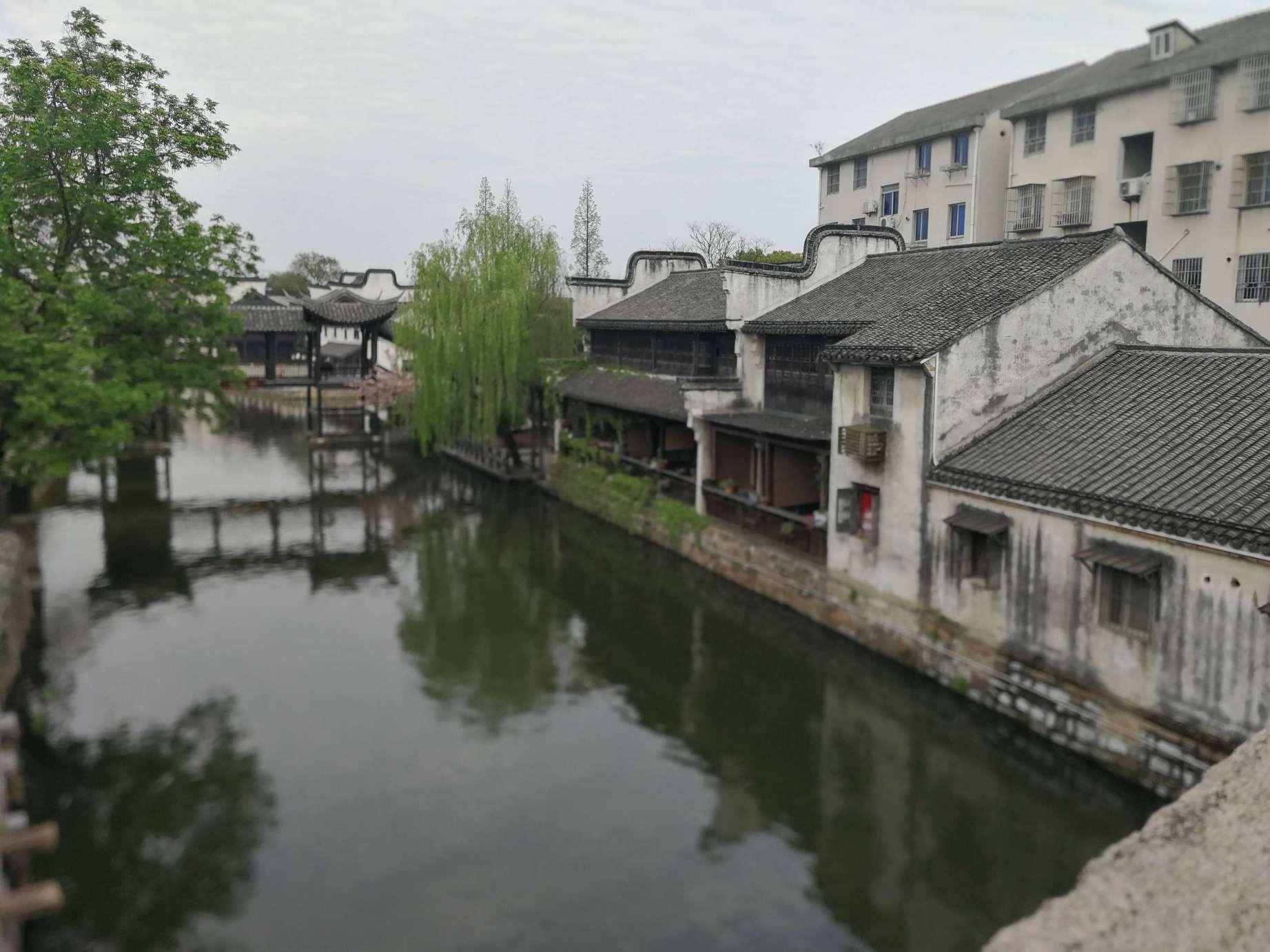 老旧废弃楼房逃脱7